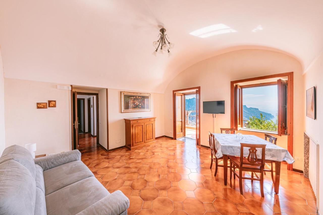 Appartamento Anna In Villa Laura Scala Eksteriør bilde