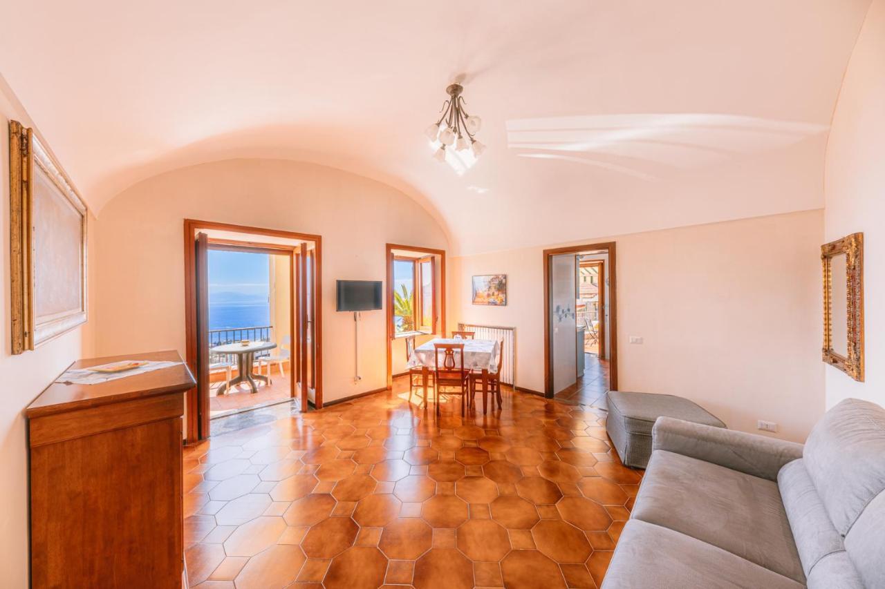 Appartamento Anna In Villa Laura Scala Eksteriør bilde